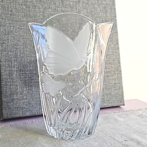 Block Lead Crystal 7" Meadow Vase Frosted